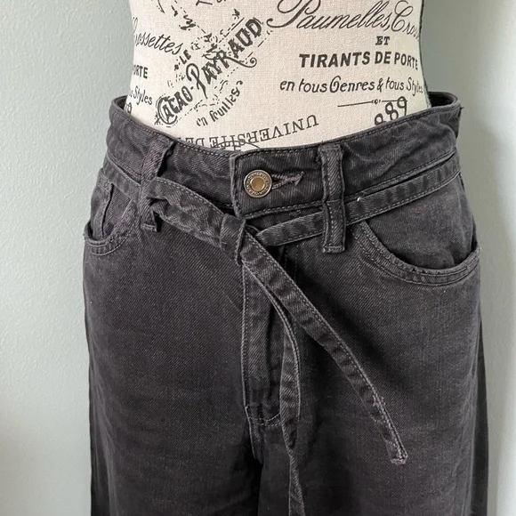 Baggy Drawstring Jeans - Picture 8 of 11